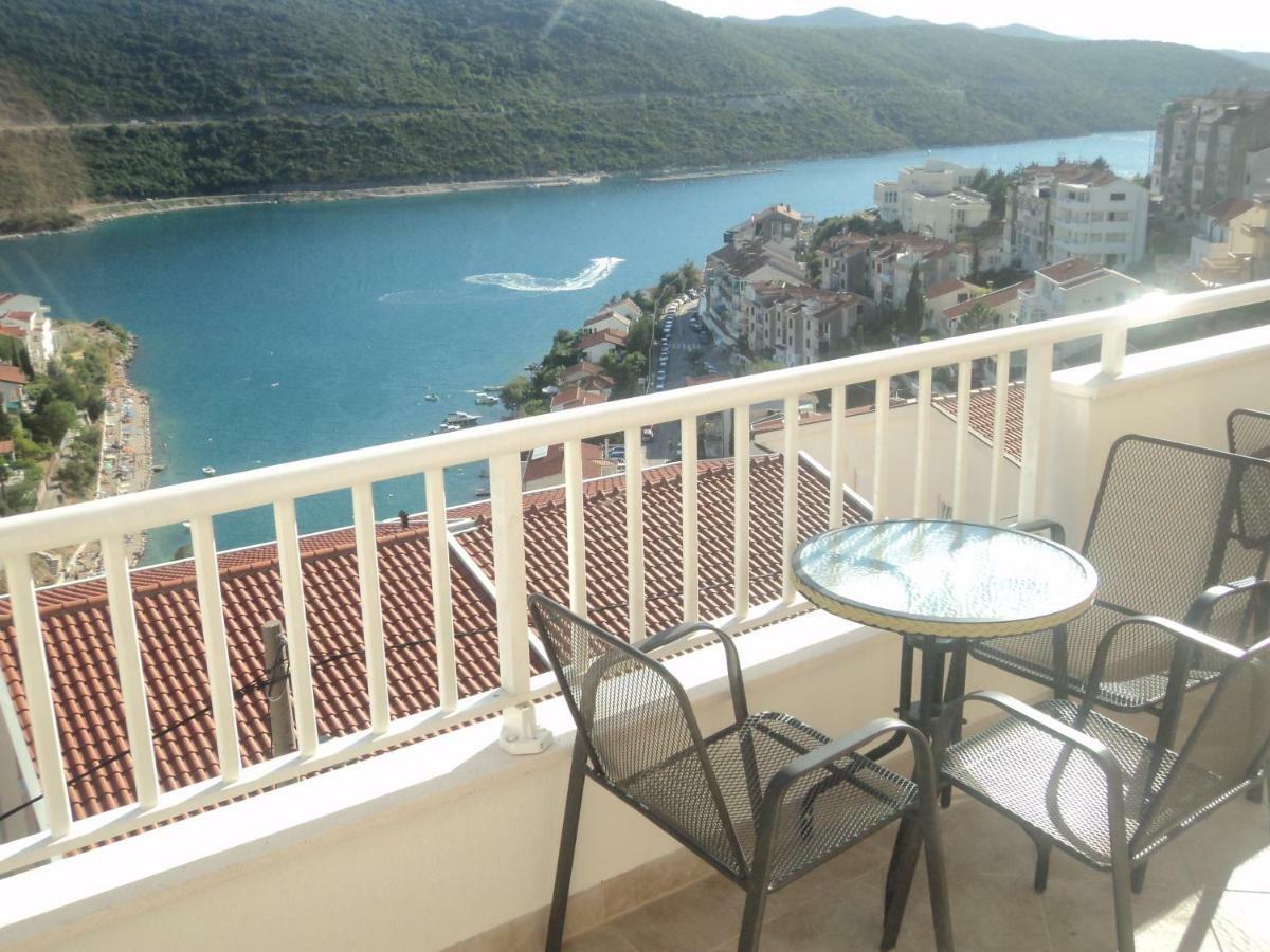 Hotel Ami-M Neum Exterior photo